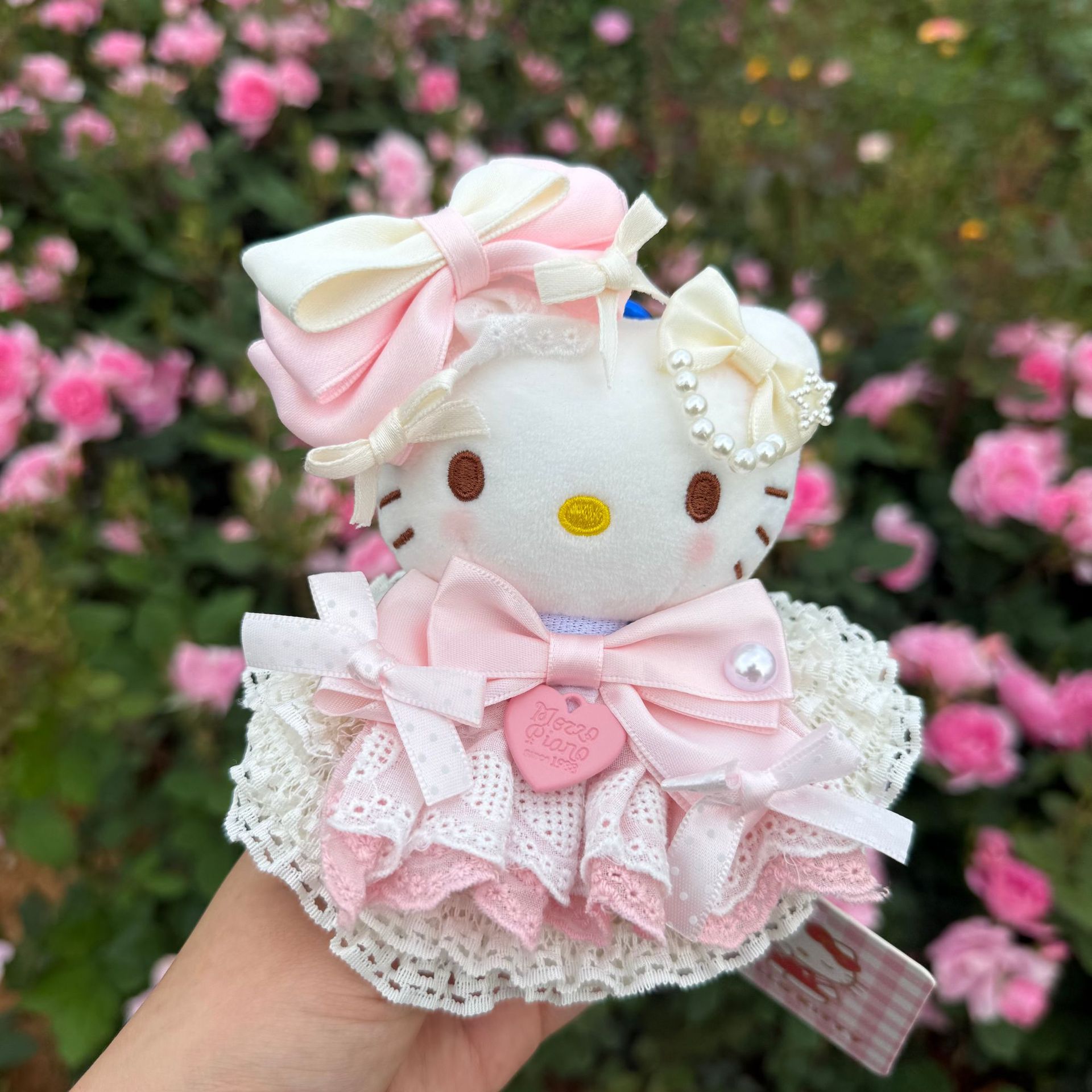 Sanrio Hello Kitty Pink Lolita - Car Accessories Japan reseña y precio
